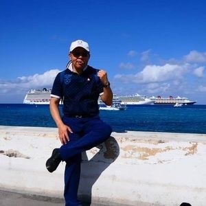 Meet your Posher, James